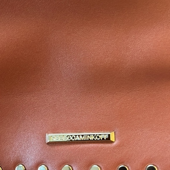 𝅺rebecca Minkoff Midnighter Top Handle Feed Crossbody bag in Brick - Picture 12 of 16